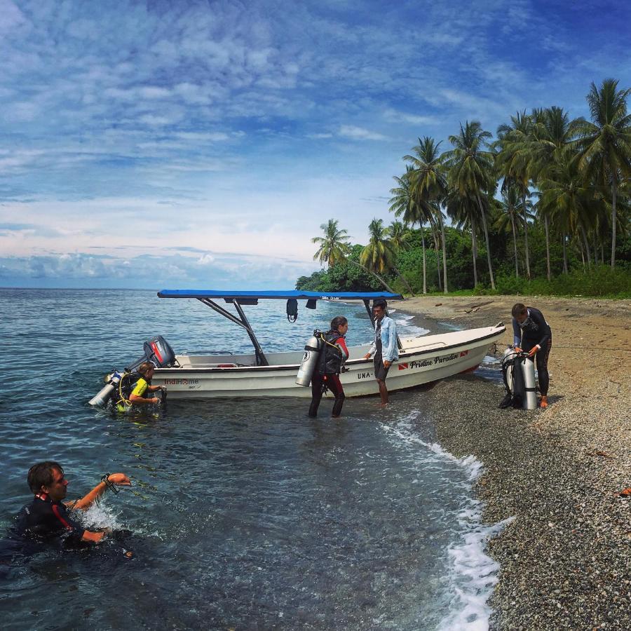 Pristine Paradise Dive Resort - Togean Islands, Una Una Pulau Unauna Exteriör bild