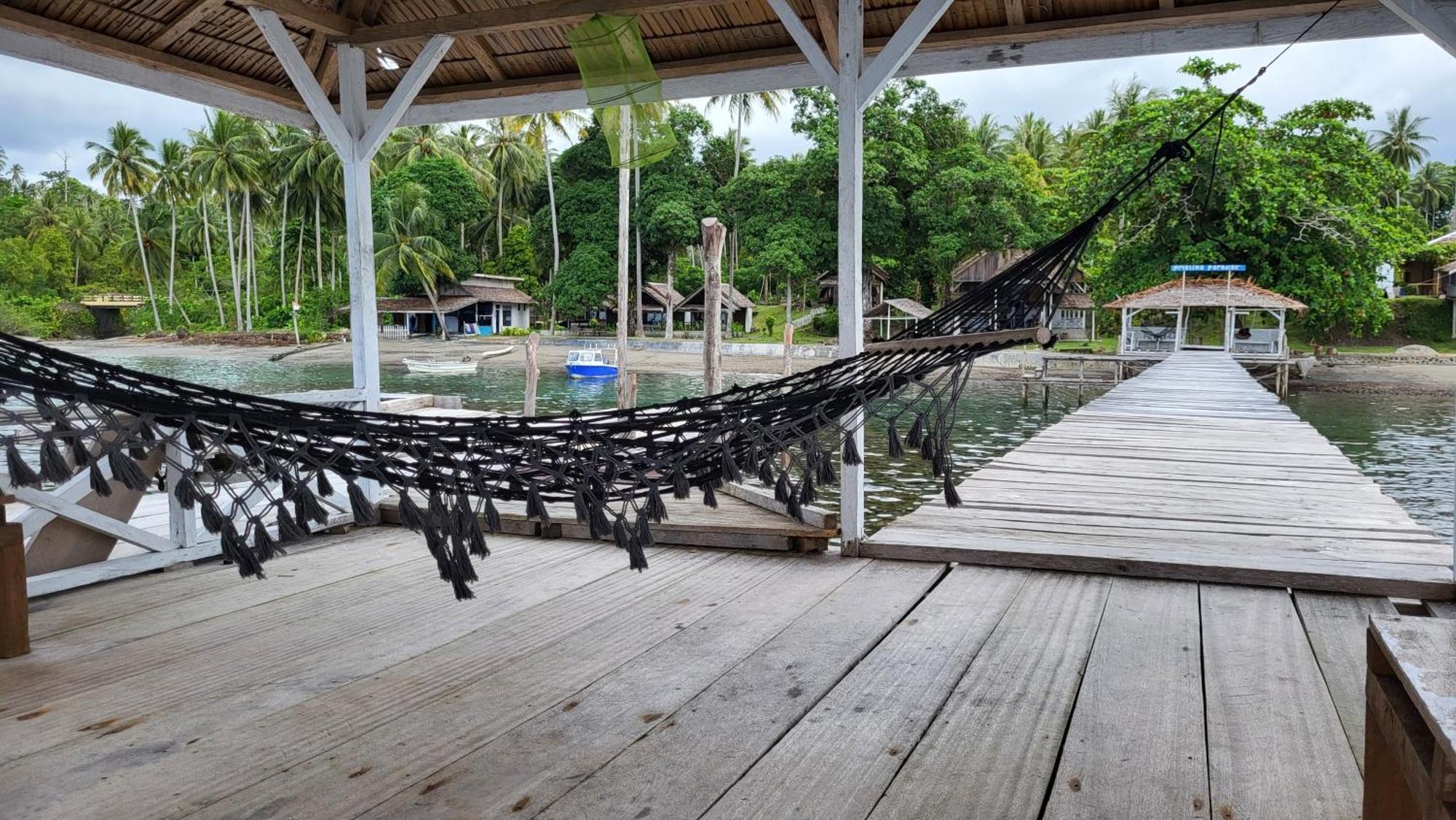 Pristine Paradise Dive Resort - Togean Islands, Una Una Pulau Unauna Exteriör bild